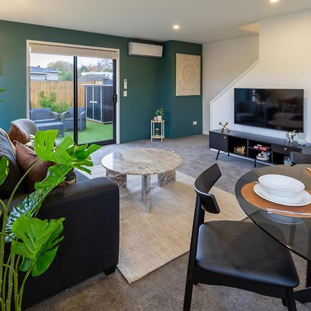 Serene Living 2 Bed With Carpark Christchurch Kültér fotó