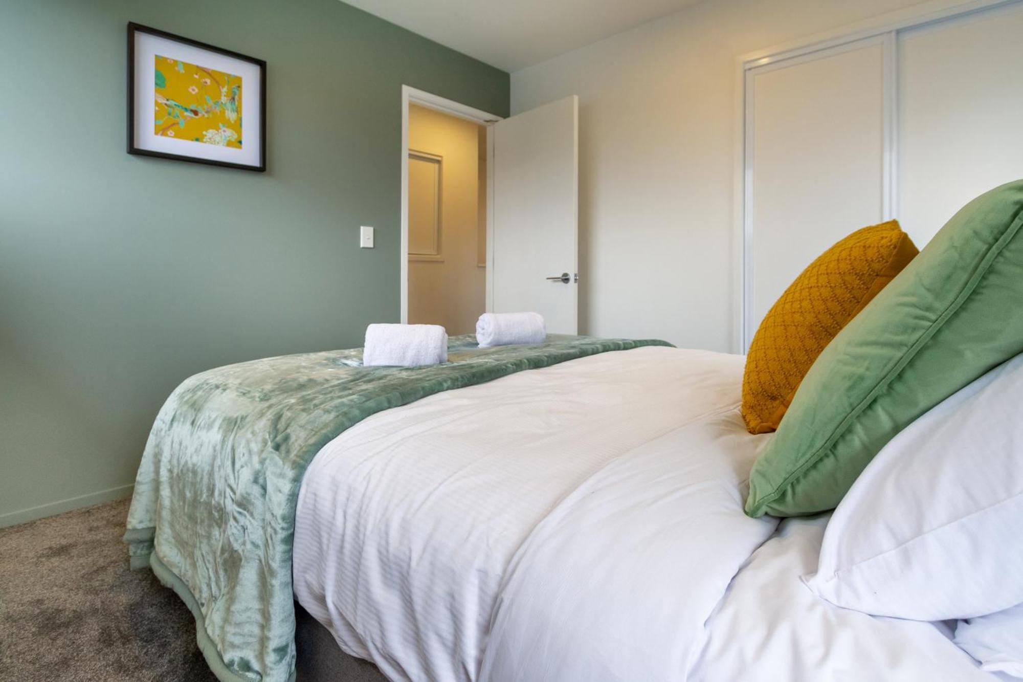 Serene Living 2 Bed With Carpark Christchurch Kültér fotó